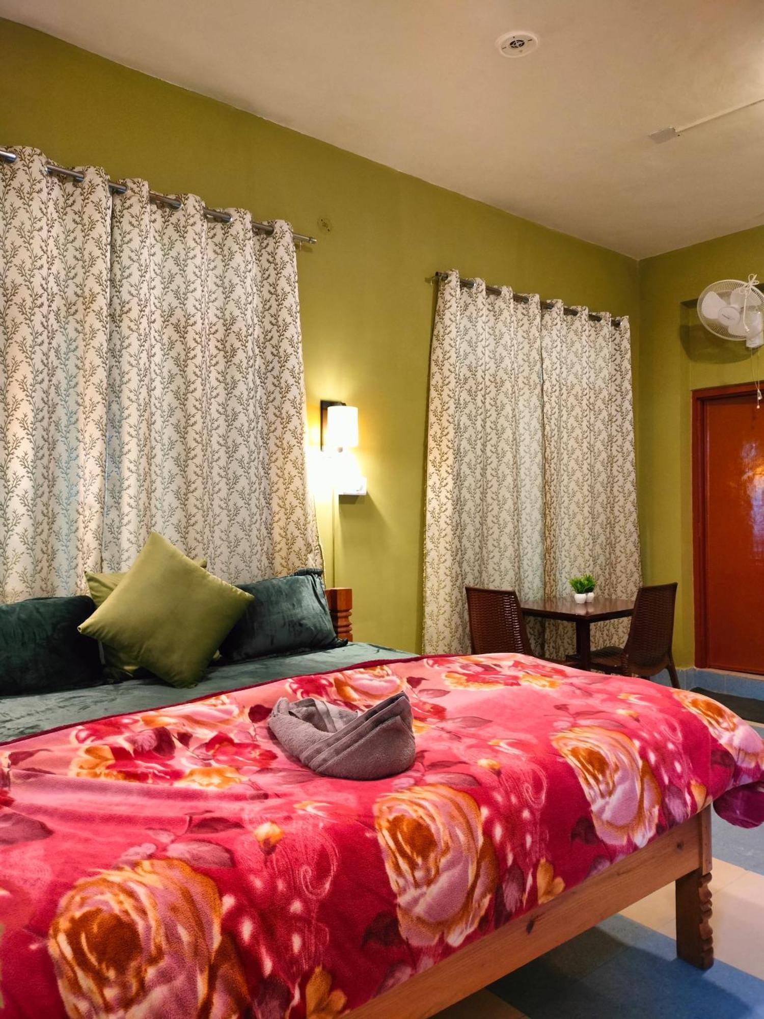 Hotel The Alpine Vista Almora Exterior foto